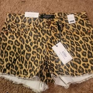 Judy Blue leopard shorts small